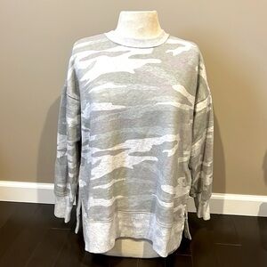 Aerie camo soft oversized crewneck sweatshirt with side slits sz XS